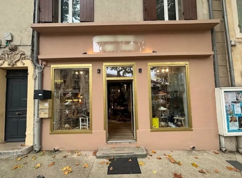 Retail in Saint-Cannat for lease - Building Photo - Image 1 of 5