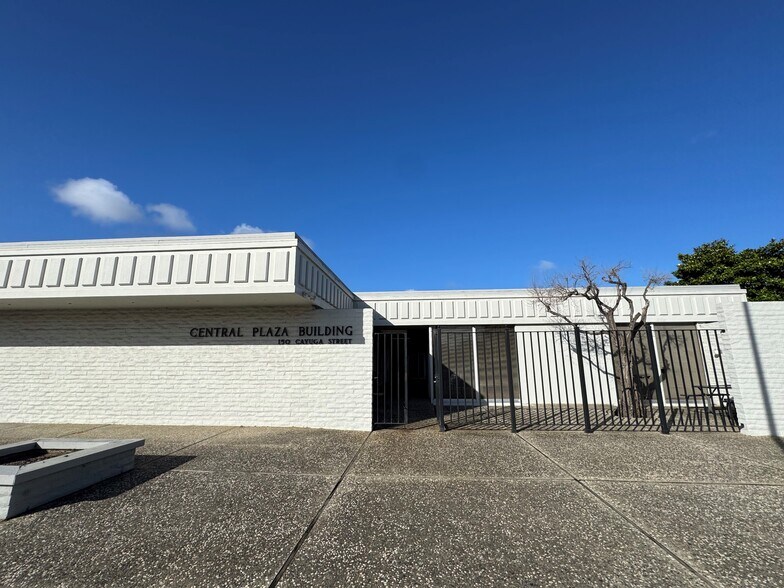 150 Cayuga St, Salinas, CA à louer - Photo du bâtiment - Image 1 de 3