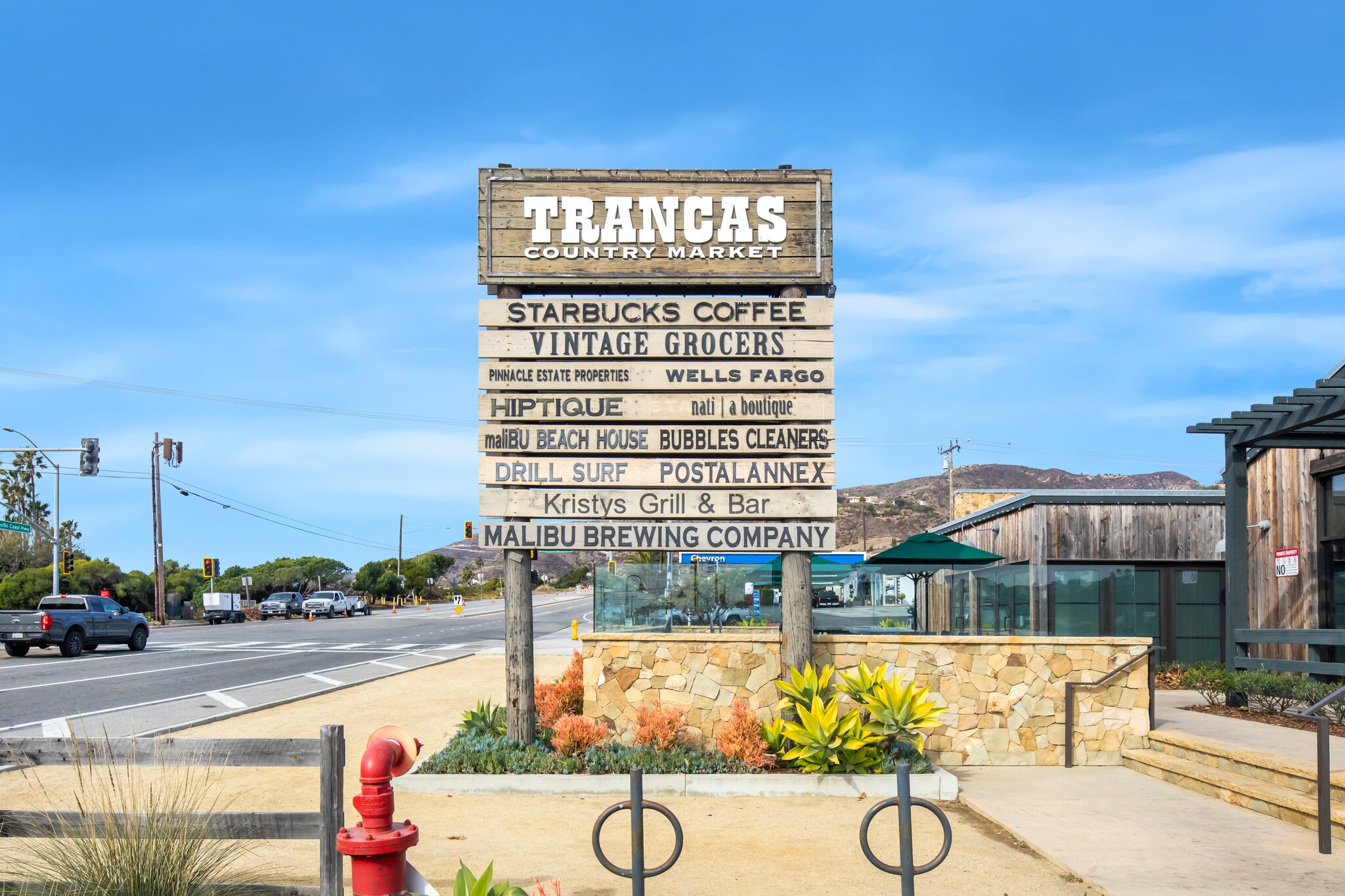 30745 Pacific Coast Hwy, Malibu, CA for lease Building Photo- Image 1 of 9