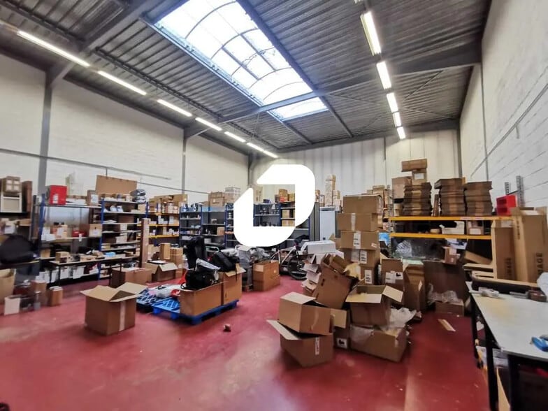 24-32 Avenue De L'Epi D'Or, Villejuif for lease - Building Photo - Image 3 of 28