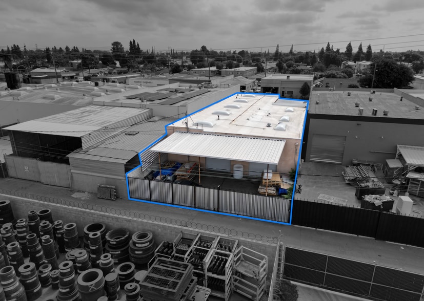 15527 Vermont Ave, Paramount, CA for lease - Building Photo - Image 2 of 18
