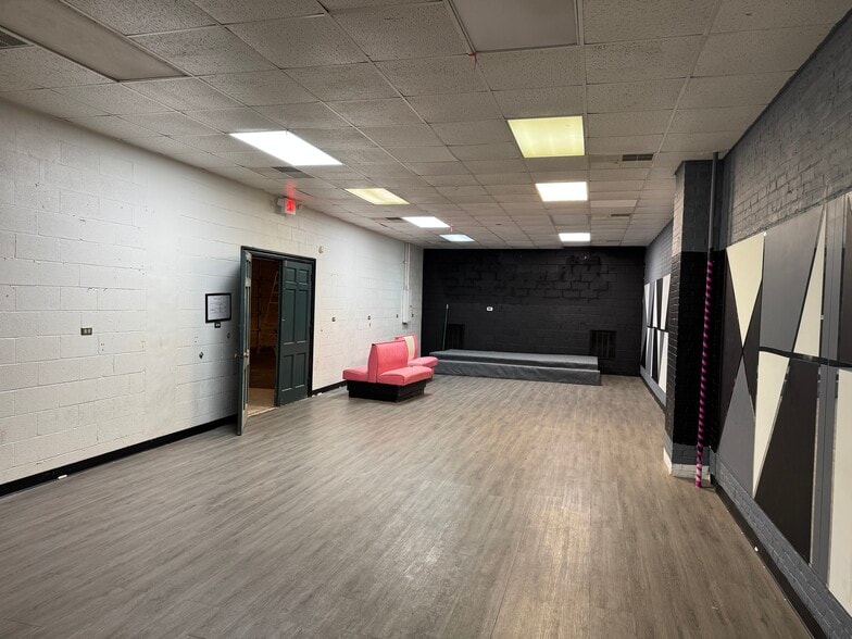 110 N James St, Goldsboro, NC for sale - Building Photo - Image 2 of 6