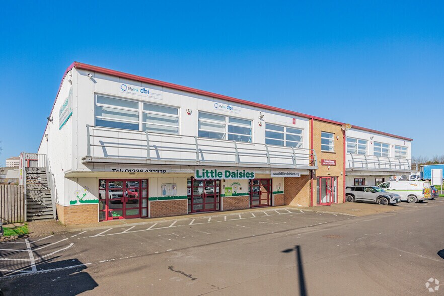 South Caldeen Rd, Coatbridge à louer - Photo principale - Image 1 de 2