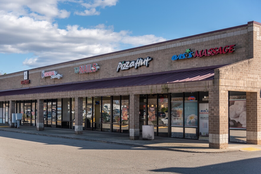 13961-13973 Raised Antler Cir, Midlothian, VA for lease - Building Photo - Image 3 of 6