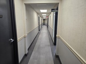 70-10 Austin St, Forest Hills, NY for lease Interior Photo- Image 1 of 17