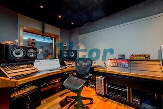 Plus de détails pour Calle Joaquín Turina, 19B, Madrid - Multi-résidentiel à vendre