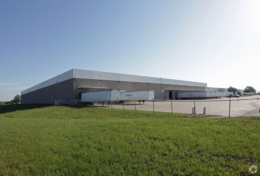 1001 Ed Rutherford Dr, Greenville, TX à louer - Photo du bâtiment - Image 2 de 34