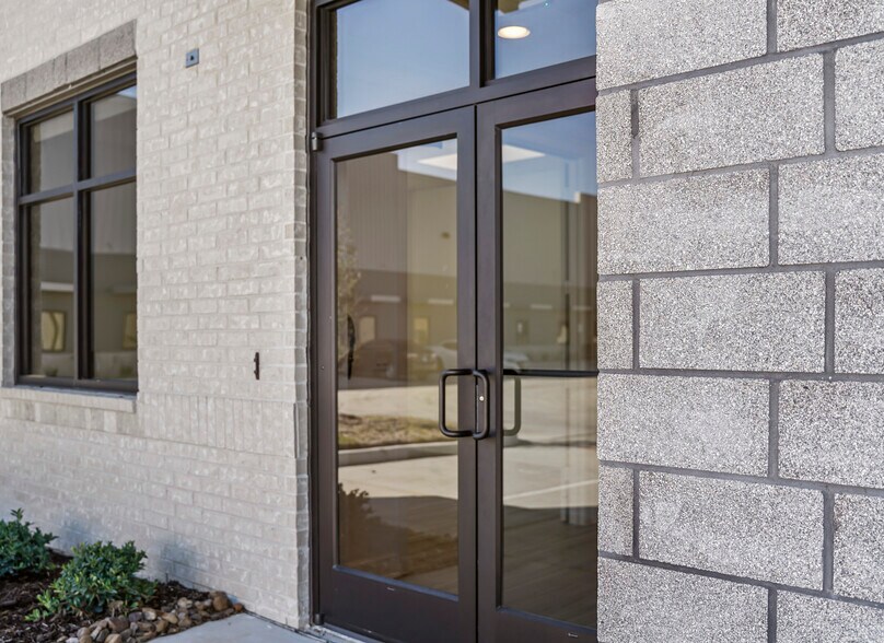 30625 Kingsland, Brookshire, TX à vendre - Photo du bâtiment - Image 3 de 26