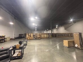 7407 Irvington Rd, Omaha, NE for lease Interior Photo- Image 2 of 5