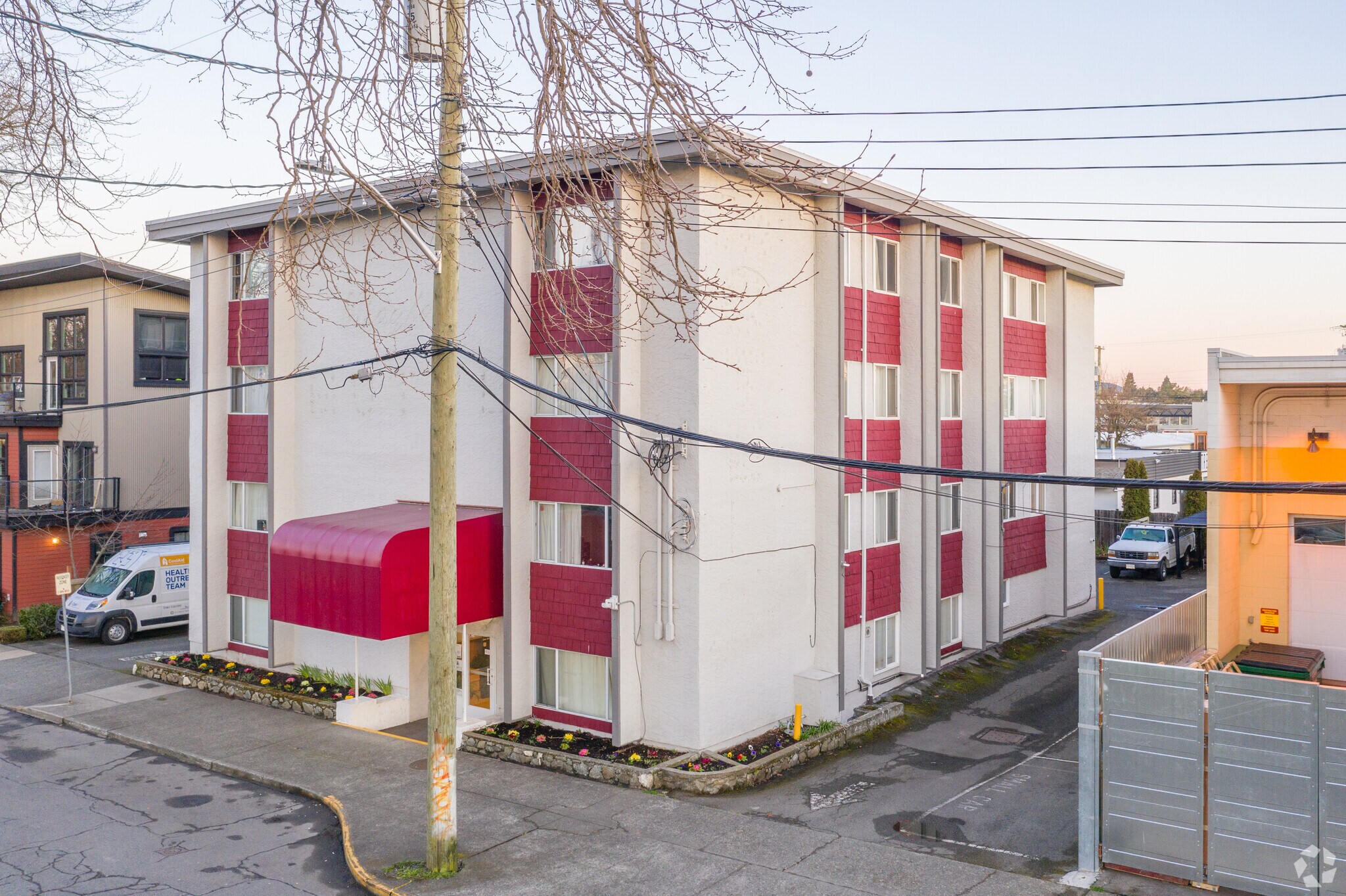 650 Speed Ave, Victoria, BC for sale Primary Photo- Image 1 of 1