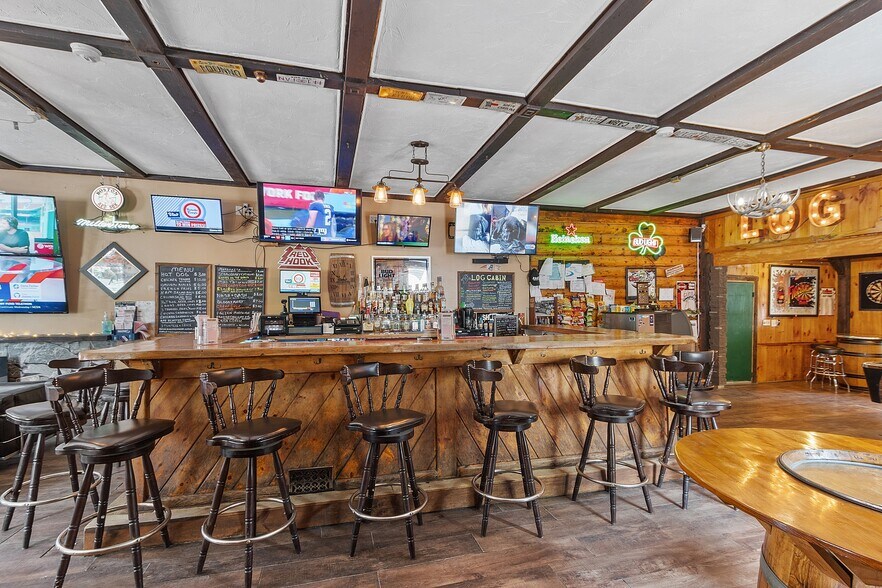 135 Westminster St, Fitchburg, MA à vendre - Photo principale - Image 1 de 9