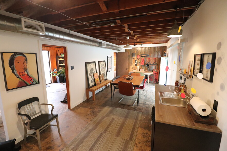 1641 S Fitzhugh Ave, Dallas, TX for lease - Interior Photo - Image 1 of 6