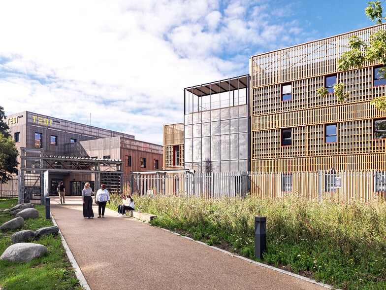 Quebec Way, London for lease - Building Photo - Image 3 of 6