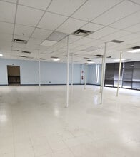 100 Grove Rd, West Deptford, NJ for lease Interior Photo- Image 1 of 2