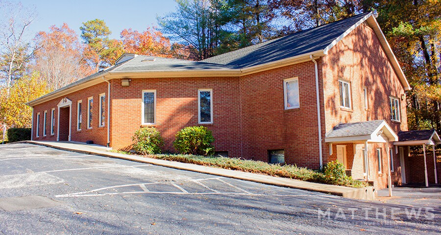 1170 W Medical Court Dr, Marion, NC à vendre - Photo du bâtiment - Image 2 de 11