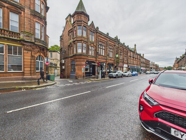 58 John Finnie St, Kilmarnock à louer - Photo du bâtiment - Image 2 de 9