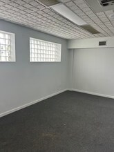 3115 Long Beach Rd, Oceanside, NY for lease Interior Photo- Image 2 of 6