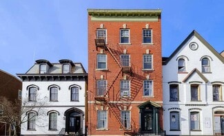 Plus de détails pour 277 Grand St, Newburgh, NY - Multi-résidentiel à vendre