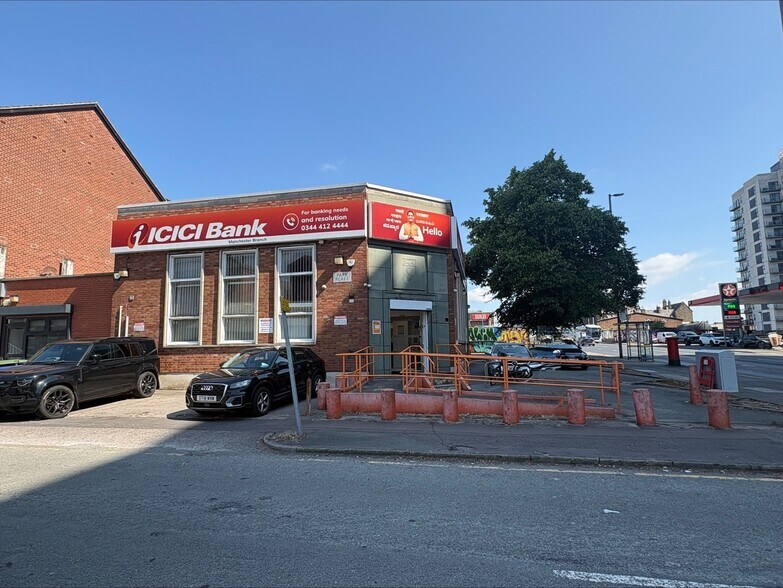 25-31 Cheetham Hill Rd, Manchester à vendre - Photo du bâtiment - Image 2 de 7