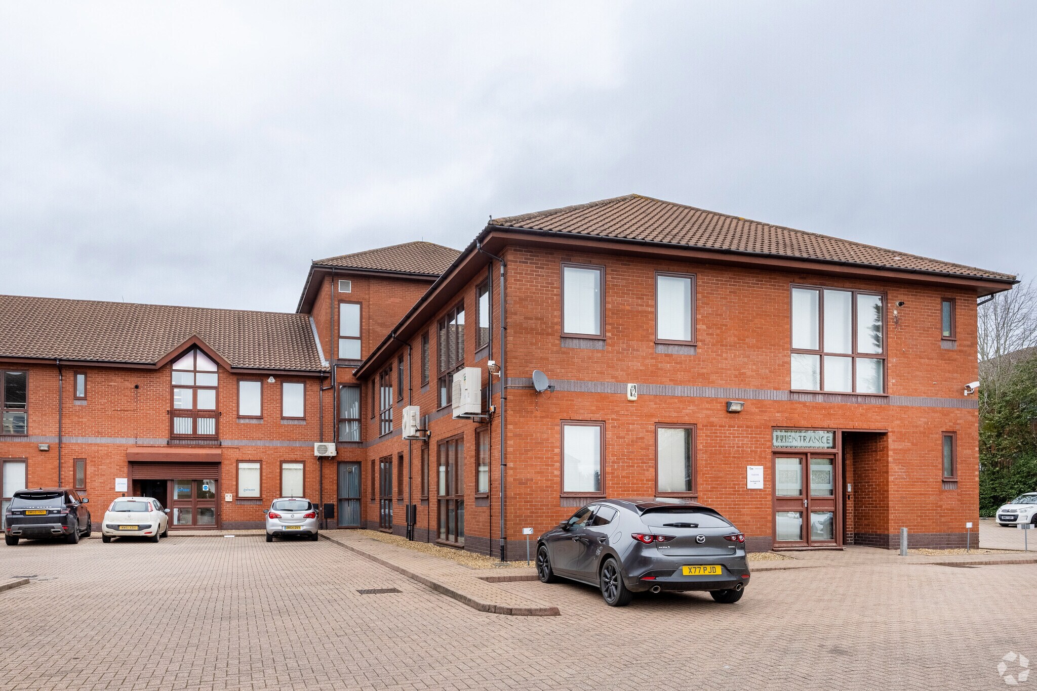 Bow Ct, Coventry for lease Primary Photo- Image 1 of 3