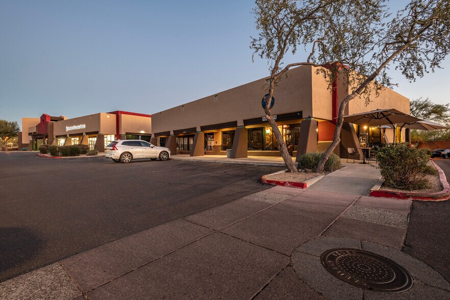 34402-34522 N Scottsdale Rd, Scottsdale, AZ à louer - Photo du bâtiment - Image 3 de 16