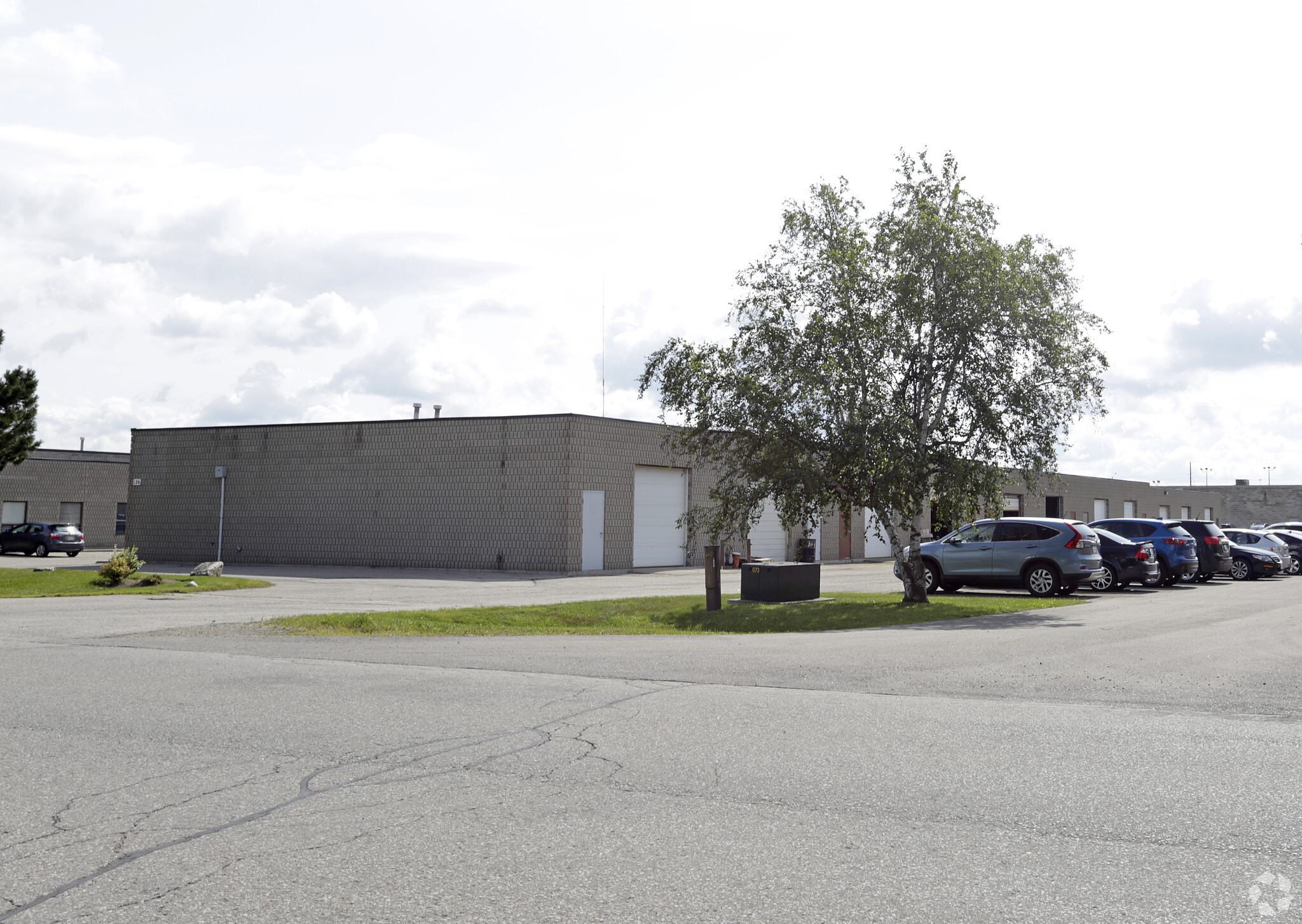 126 Malcolm Rd, Guelph, ON for lease Primary Photo- Image 1 of 5