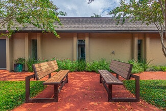 Plus de détails pour 119 W Plymouth Ave, Deland, FL - Bureau à louer