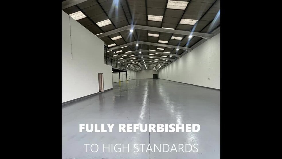 9 Linthouse Ln, Wolverhampton for sale - Commercial Listing Video - Image 2 of 17