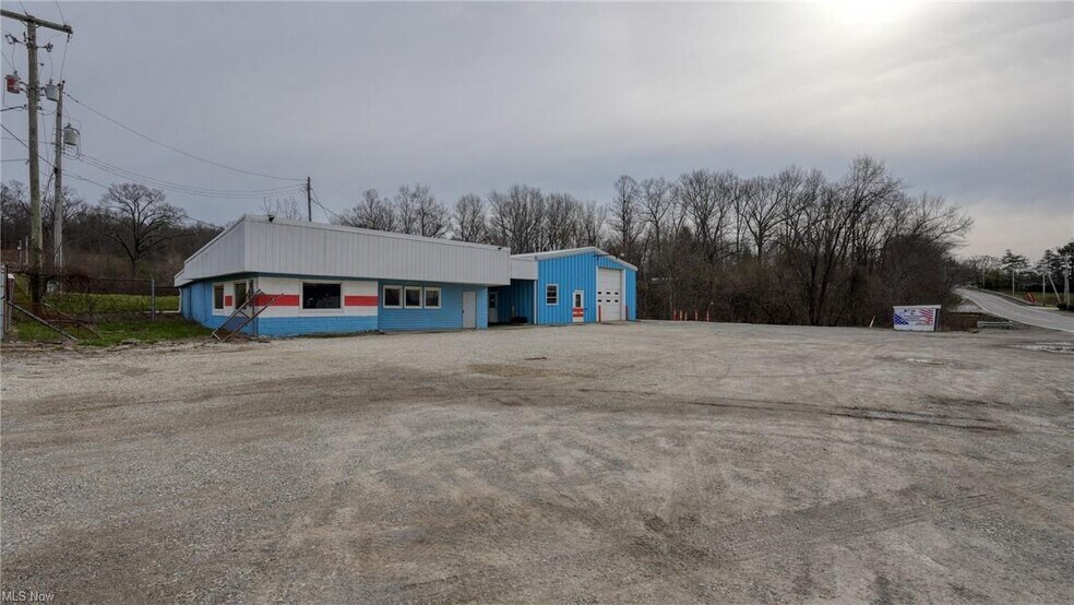 11445 E Pike Rd, Cambridge, OH à louer - Photo du bâtiment - Image 2 de 49