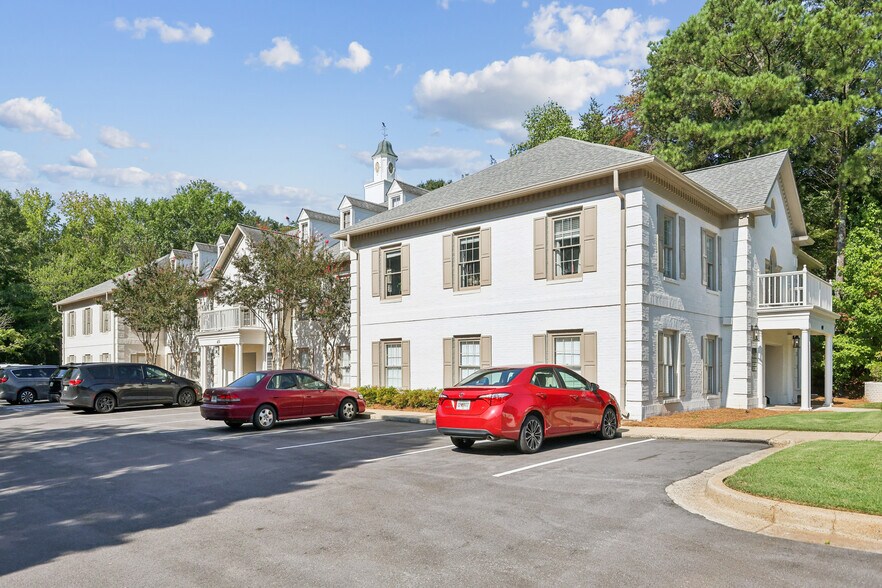 419 E Crossville Rd, Roswell, GA à louer - Photo du bâtiment - Image 3 de 15