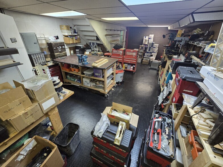 1771 Blount Rd, Pompano Beach, FL à vendre - Photo du bâtiment - Image 3 de 11