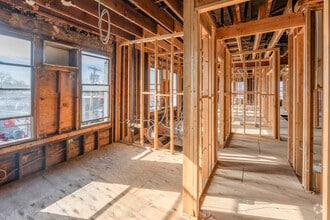 2146 Mott Ave, Far Rockaway, NY for lease Interior Photo- Image 1 of 9