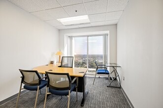 755 W Big Beaver Rd, Troy, MI for lease Interior Photo- Image 1 of 1