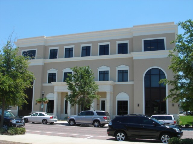 4798 New Broad St, Orlando, FL à louer - Photo du bâtiment - Image 2 de 9