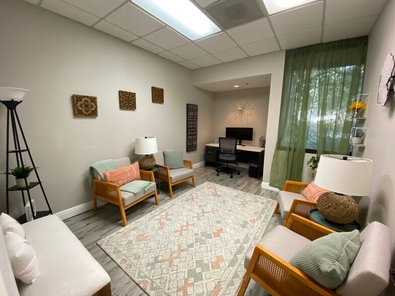 1211 Tech Blvd, Tampa, FL à louer - Photo intérieure - Image 2 de 37