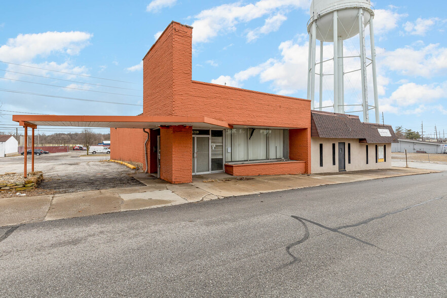 3709 Central Ave, Lake Station, IN à vendre - Photo du bâtiment - Image 1 de 1