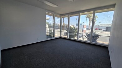 370 W 6th St, San Bernardino, CA à louer Photo intérieure- Image 2 de 13