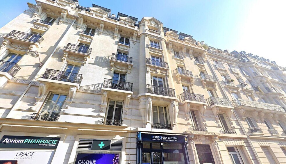 64 Rue De Tocqueville, Paris à louer - Photo du bâtiment - Image 3 de 17