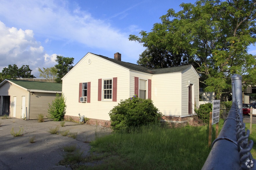 2123 Montford Ave, Charleston, SC for lease - Building Photo - Image 2 of 4