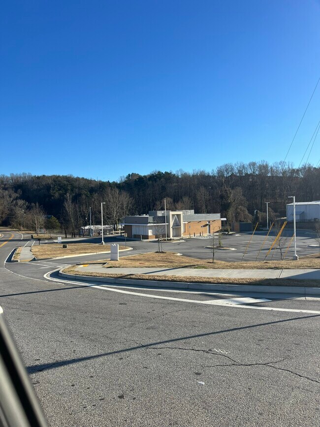 Plus de détails pour 254 Riley Rd, Dahlonega, GA - Commerce de détail à louer