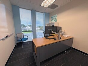 1080 Woodcock Rd, Orlando, FL for lease Interior Photo- Image 2 of 4