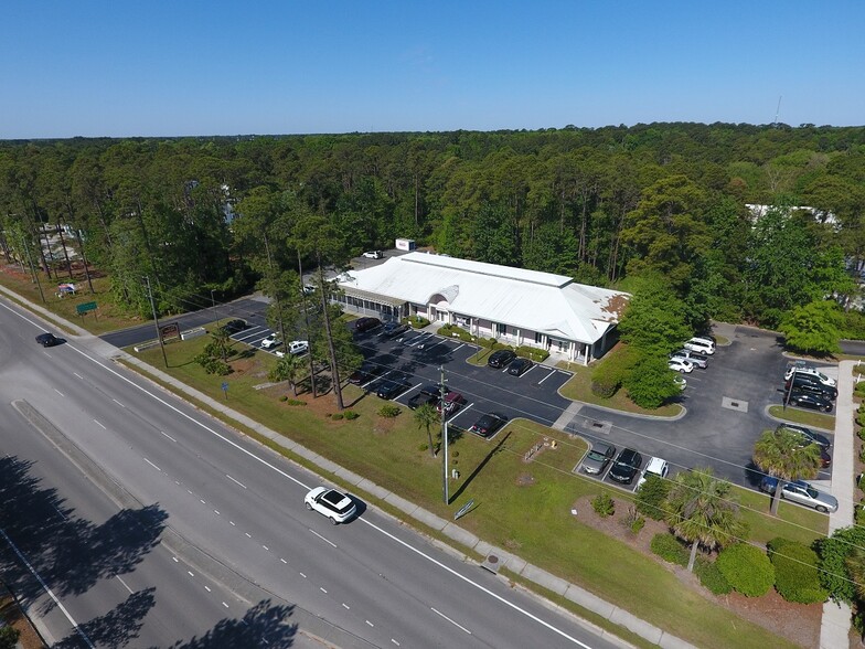 68 Bluffton Rd, Bluffton, SC for sale - Building Photo - Image 1 of 1