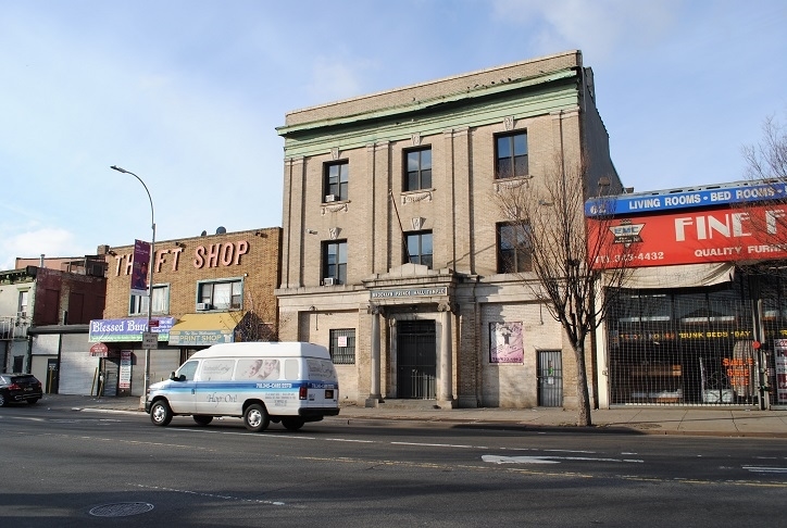 70 Pennsylvania Ave, Brooklyn, NY à vendre - Photo principale - Image 1 de 1