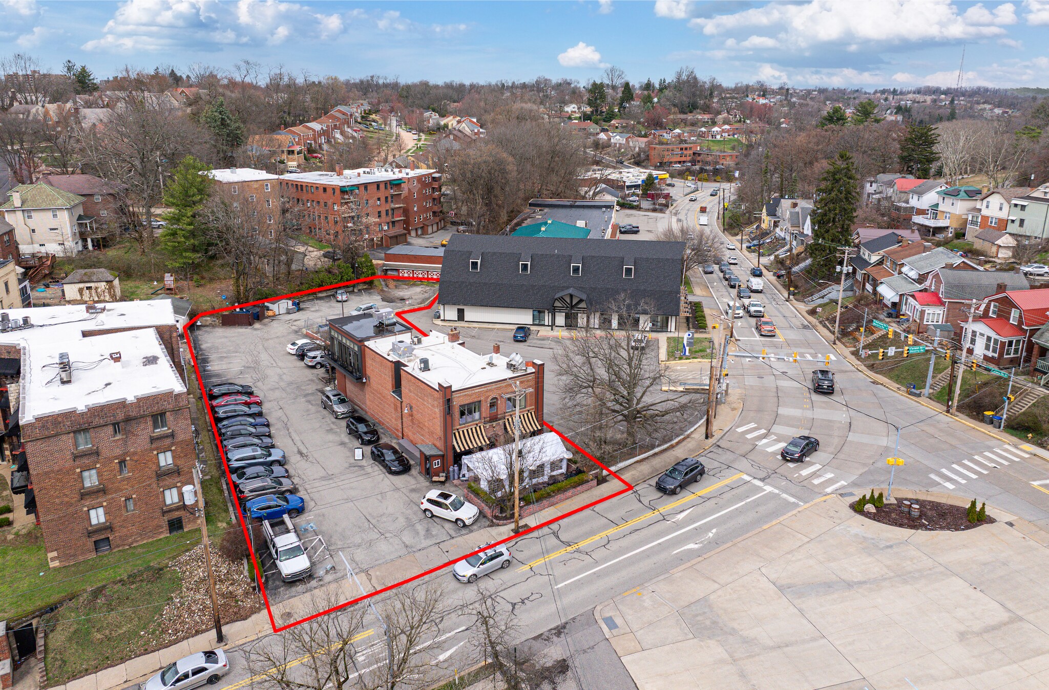 110 Beverly Rd, Pittsburgh, PA à vendre Photo principale- Image 1 de 14