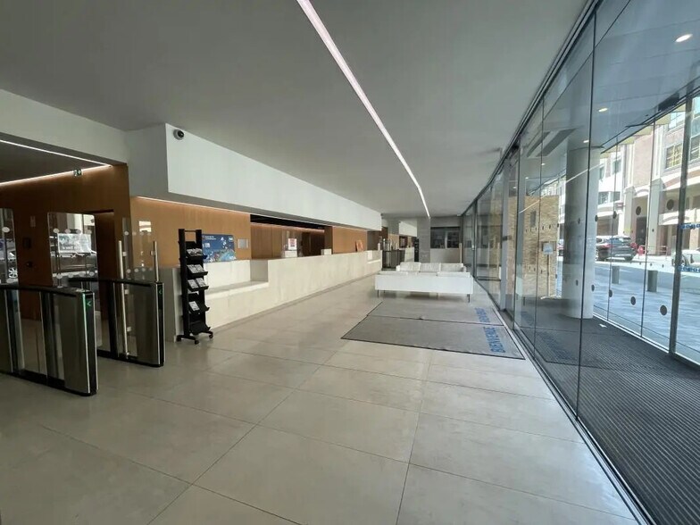25/27 Rue De Tournai, Lille for lease - Lobby - Image 3 of 24