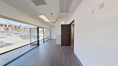 2772 Artesia Blvd, Redondo Beach, CA for lease Interior Photo- Image 2 of 13