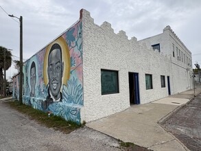 114 E Columbus Dr, Tampa, FL à louer Photo intérieure- Image 1 de 4