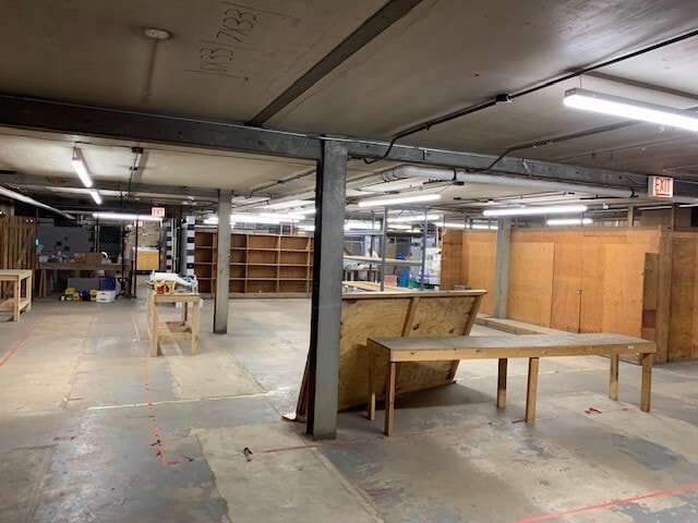 3401 W Diversey Ave, Chicago, IL for lease - Interior Photo - Image 2 of 14