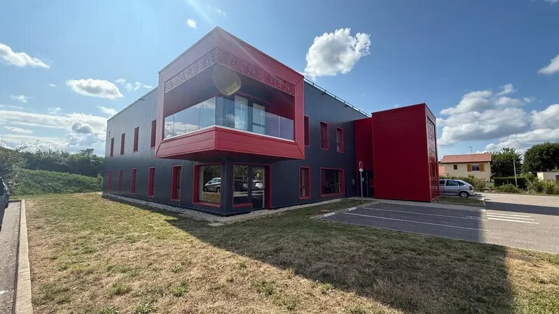 Bureau dans Bourg-en-Bresse à louer - Photo du bâtiment - Image 2 de 12