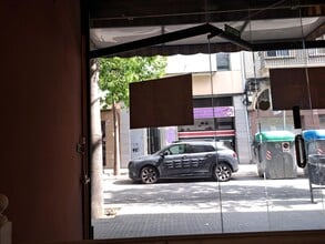 Retail in Santa Coloma de Gramenet, Barcelona for lease Interior Photo- Image 1 of 10